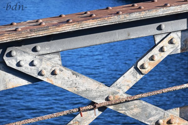 Detail einer historischen Brücke