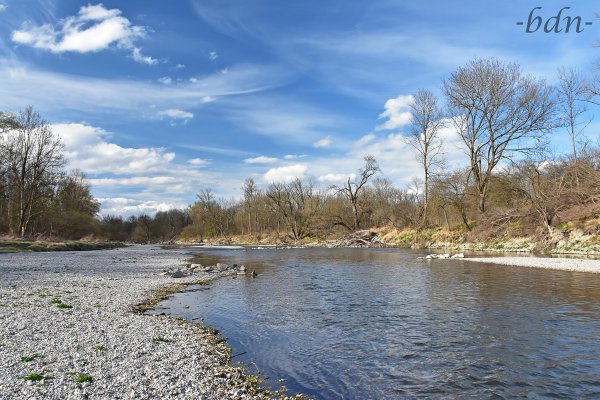 Wolken über der Isar