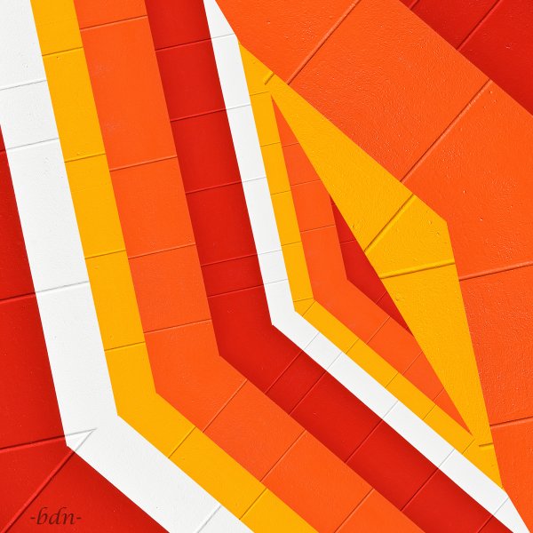 Collage Bunte Streifen und Dreiecke