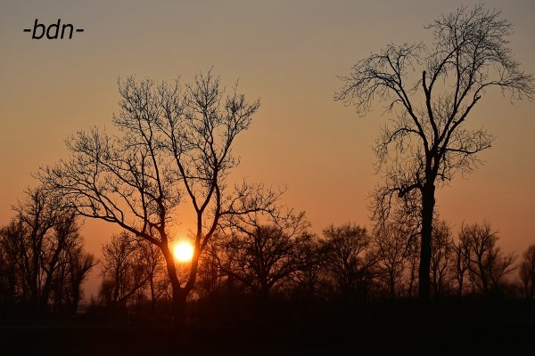 Sonnenuntergang im Ampertal