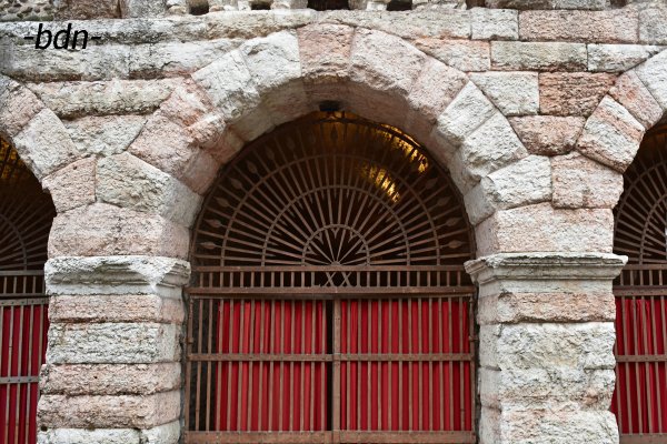 Tor zur Arena in Verona
