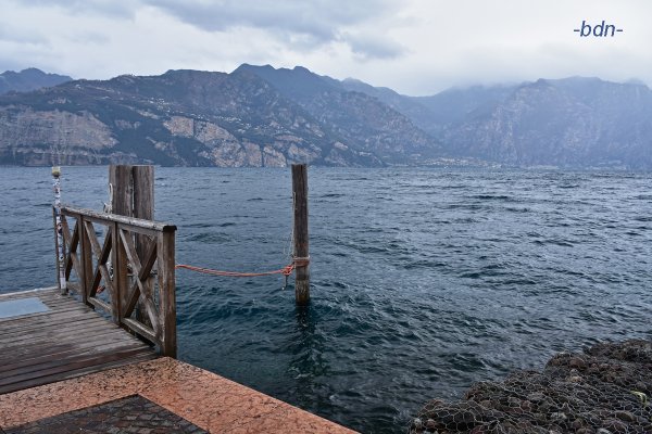 Gardasee Grau in Grau